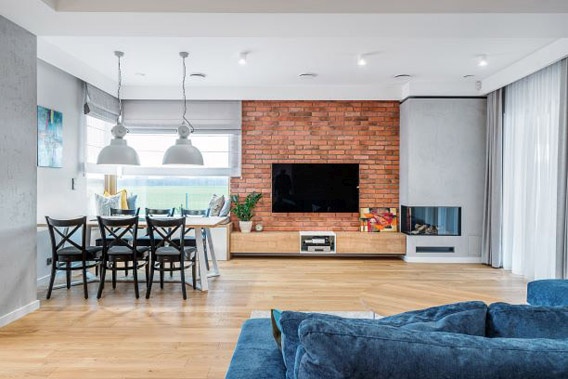 Kamenné fasády, tehly a kamenné dlaždice - Poľsko