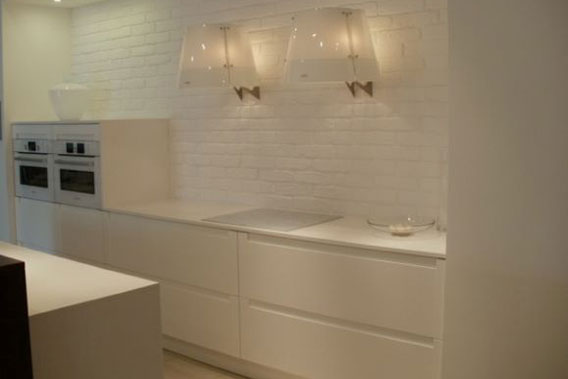 Kamenné fasády, tehly a kamenné dlaždice - Poľsko