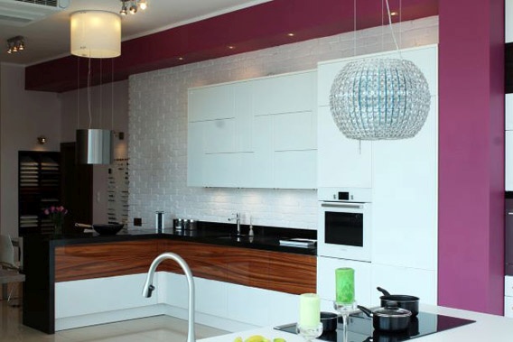 Kamenné fasády, tehly a kamenné dlaždice - Poľsko